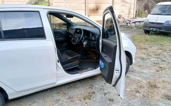 DAIHATSU SIGRA 1.0 D MC