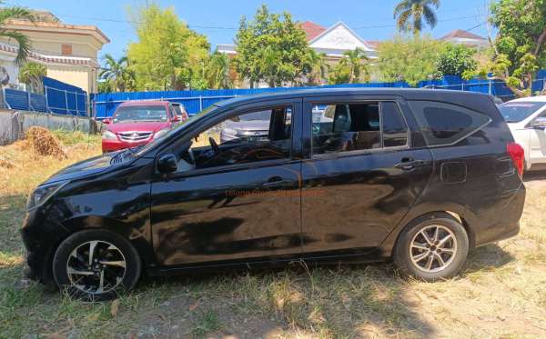 DAIHATSU SIGRA