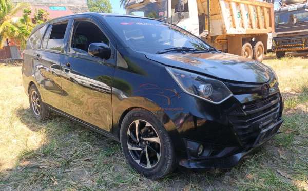 DAIHATSU SIGRA