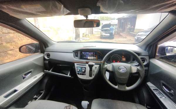 DAIHATSU SIGRA R