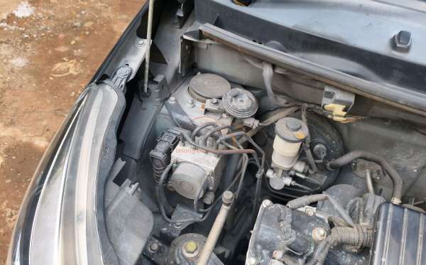 DAIHATSU SIGRA R