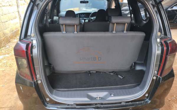 DAIHATSU SIGRA R