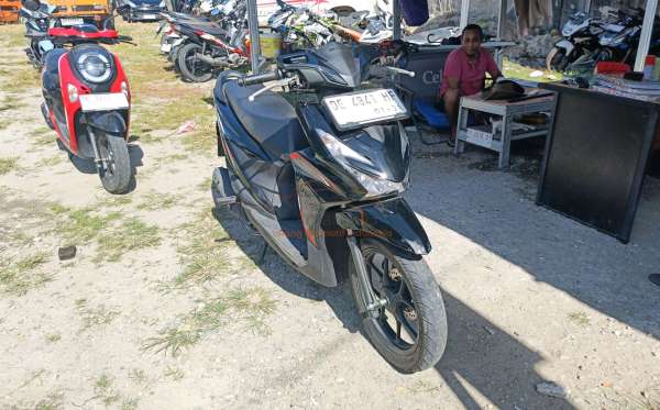 HONDA  BEAT