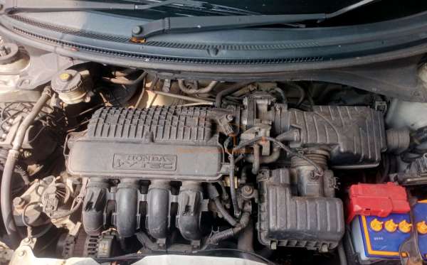 HONDA MOBILIO DD4 1.5 S