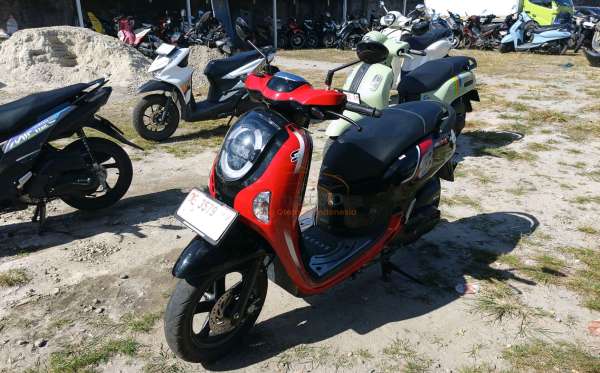 HONDA  SCOOPY