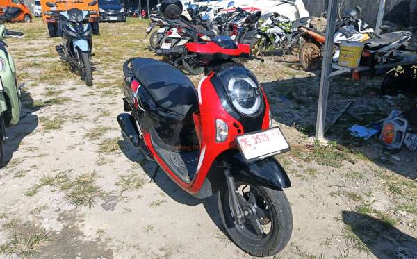 HONDA  SCOOPY