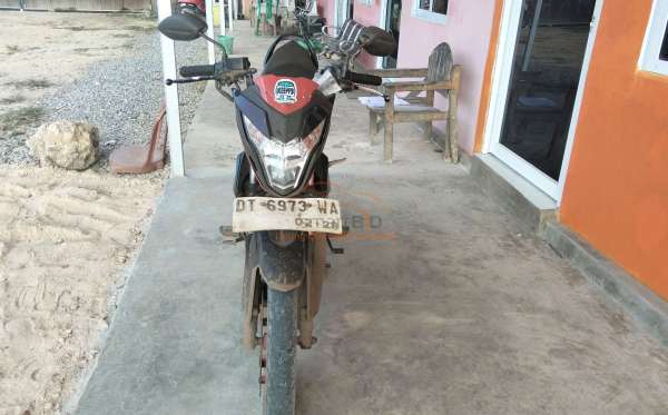 HONDA  SONIC