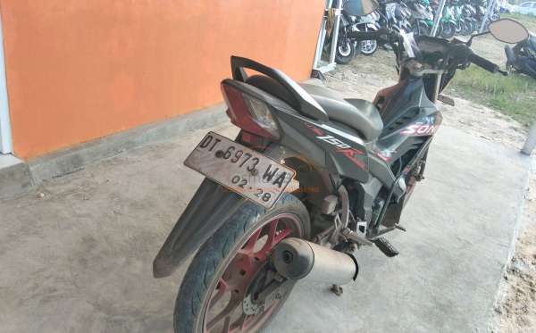 HONDA  SONIC