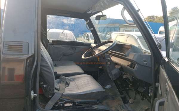 MITSUBISHI L300 PU FB-R (4X2)