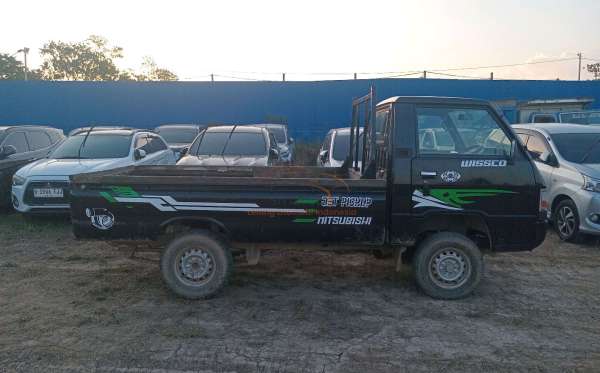MITSUBISHI L300 PU FB-R (4X2)