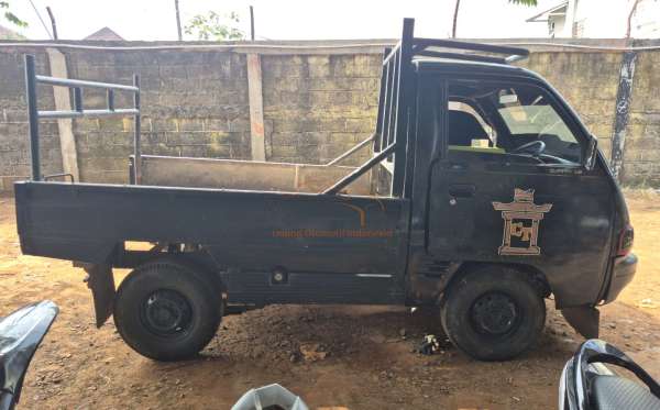 SUZUKI  ST 150  PICK UP
