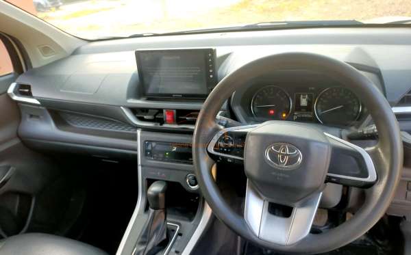 TOYOTA AVANZA 1.5 G