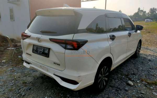 TOYOTA AVANZA 1.5 G