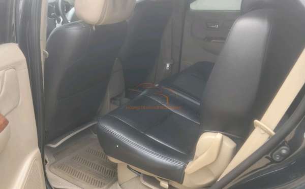 TOYOTA FORTUNER 2.7 G
