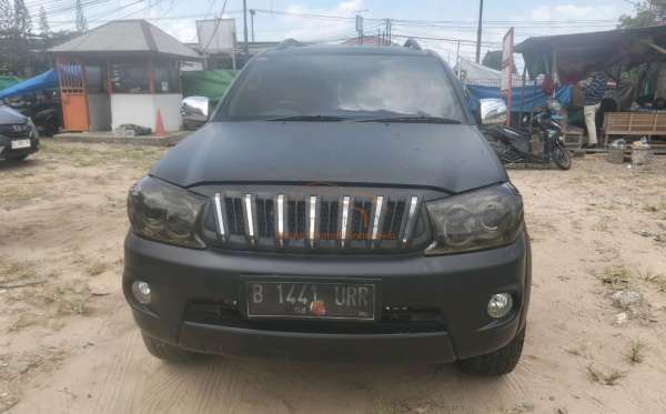 TOYOTA FORTUNER 2.7 G