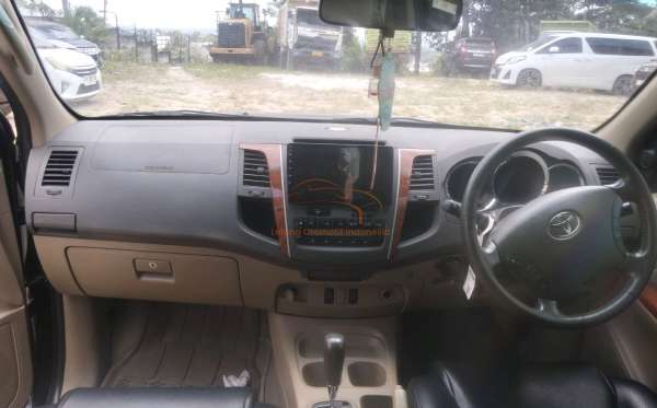 TOYOTA FORTUNER 2.7 G