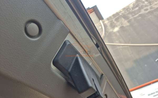WULING CONFERO 1.5 DB MY (4X2)