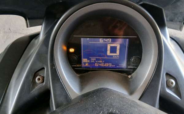 YAMAHA NMAX ABS