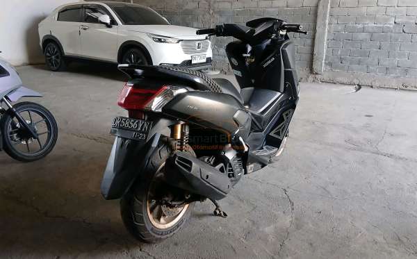 YAMAHA NMAX ABS