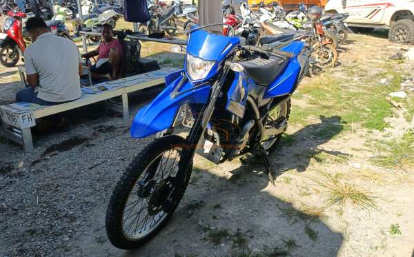 YAMAHA WR