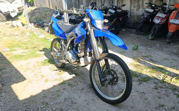 YAMAHA WR