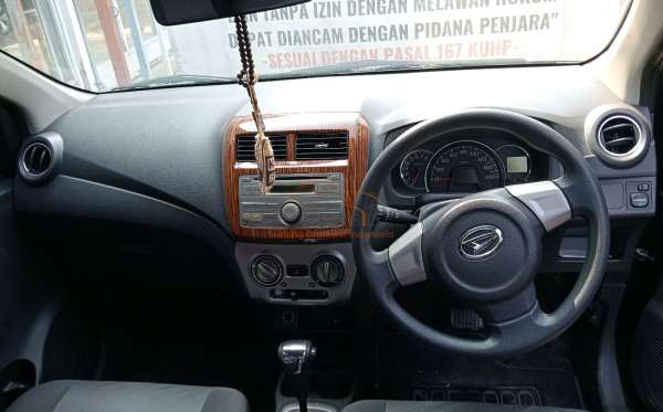 DAIHATSU AYLA 1.0 X