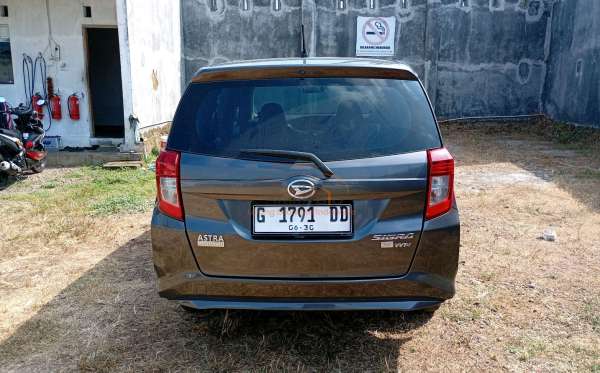 DAIHATSU SIGRA M