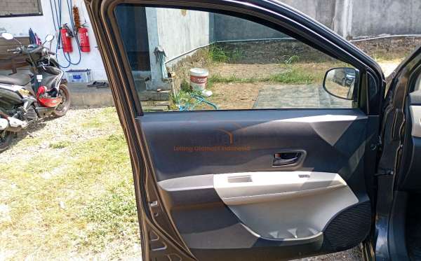 DAIHATSU SIGRA M