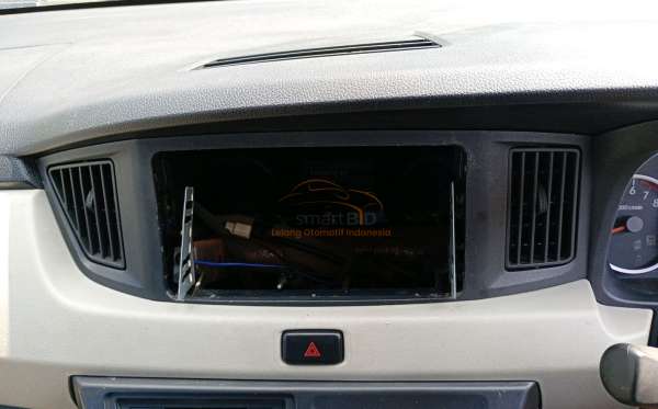 DAIHATSU SIGRA M