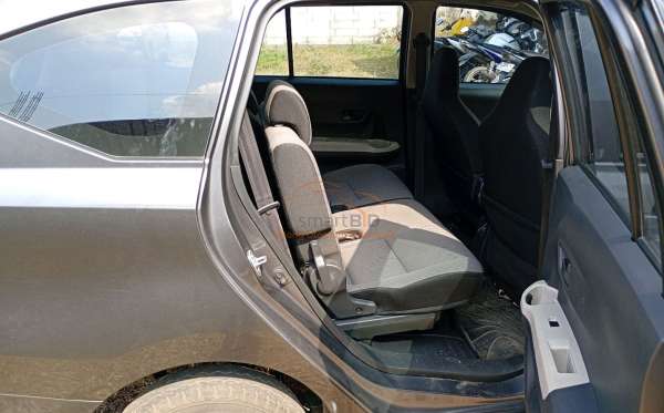 DAIHATSU SIGRA M