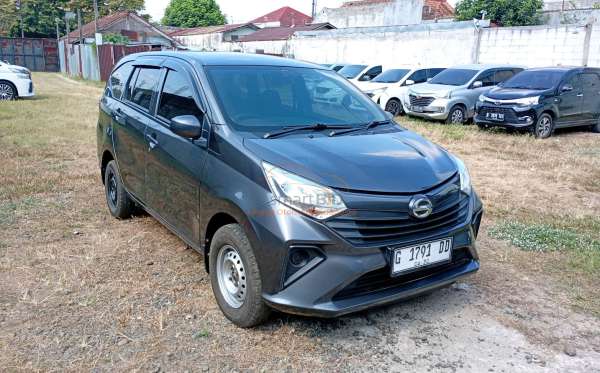 DAIHATSU SIGRA M