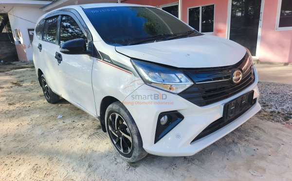 DAIHATSU  SIGRA  R