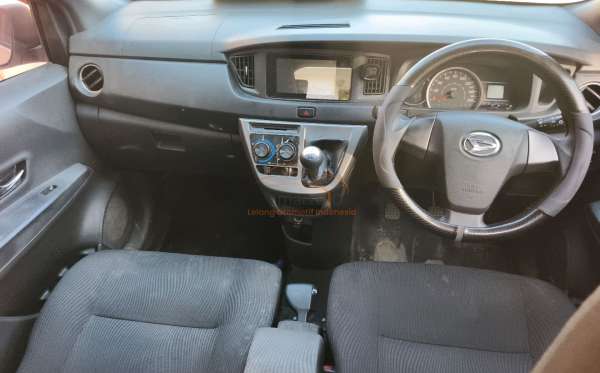 DAIHATSU  SIGRA  R