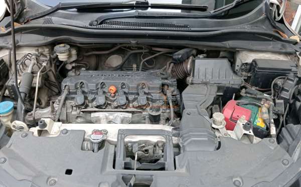 HONDA HRV RU5 1.8 RS