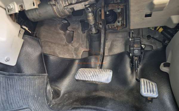 TOYOTA AVANZA 1.3 G