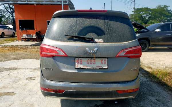 WULING CORTEZ 1.5 LUX