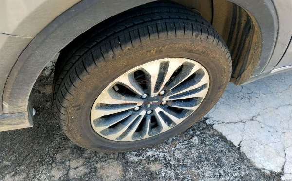 WULING CORTEZ 1.5 LUX