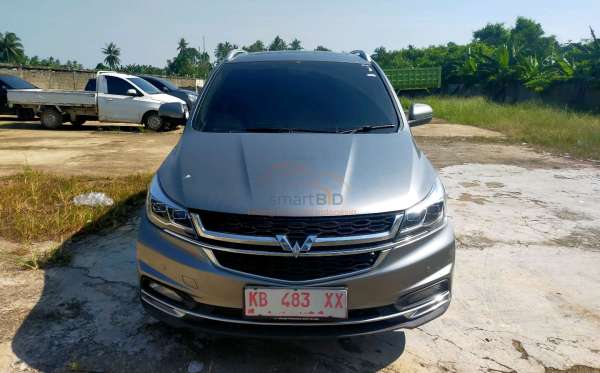 WULING CORTEZ 1.5 LUX