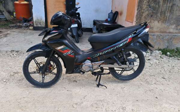 YAMAHA JUPITER Z1