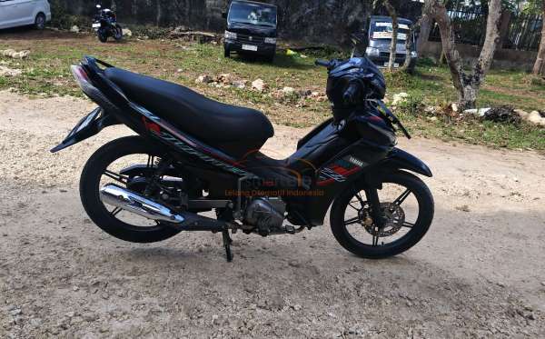 YAMAHA JUPITER Z1
