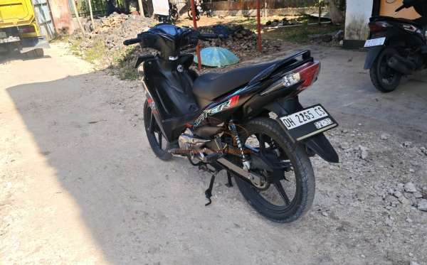 YAMAHA JUPITER Z1