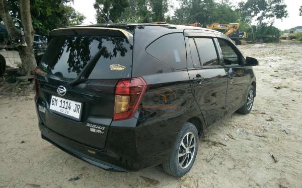 DAIHATSU SIGRA R