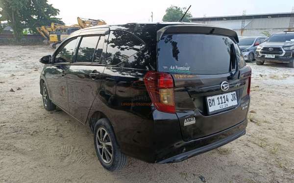 DAIHATSU SIGRA R