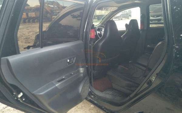 DAIHATSU SIGRA R