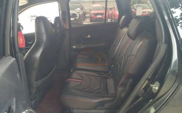 DAIHATSU SIGRA R