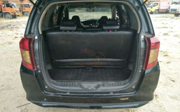 DAIHATSU SIGRA R