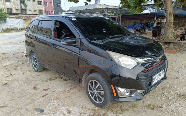 DAIHATSU SIGRA R