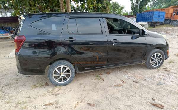 DAIHATSU SIGRA R
