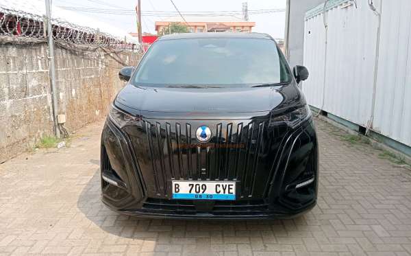 DENZA MRE-FWD (4x2) A/T
