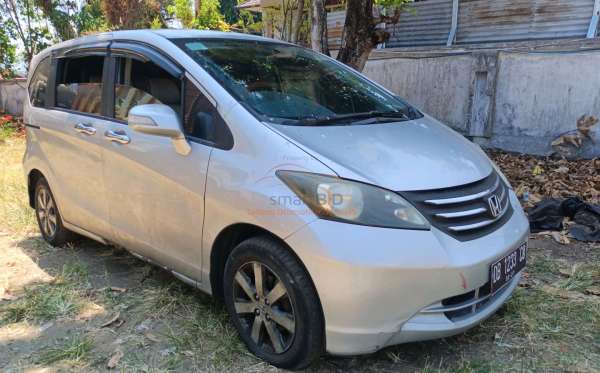HONDA FREED GB3 1.5 E